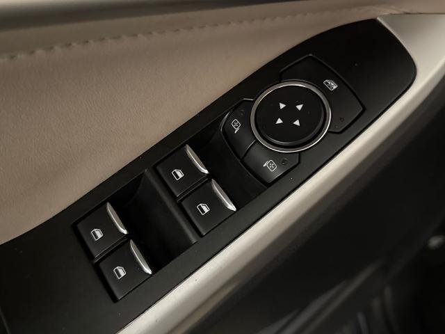 Certified 2022 Ford Explorer XLT RWD image 16