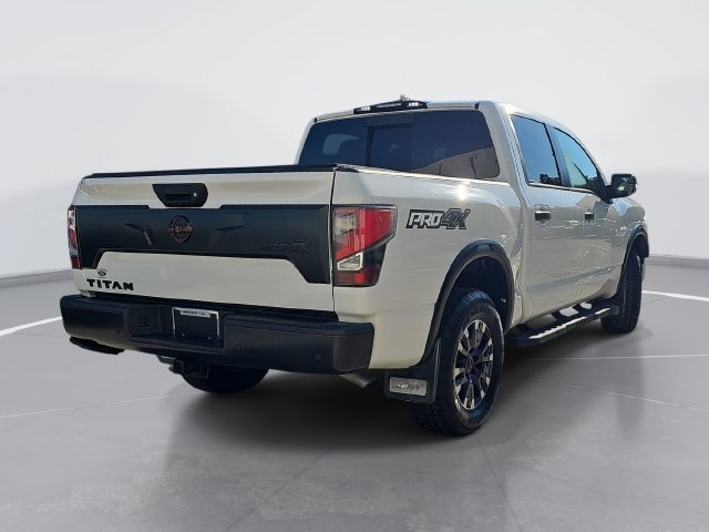 Used 2023 Nissan Titan PRO-4X w/ Pro-4x Convenience Package AWD/4WD image 3