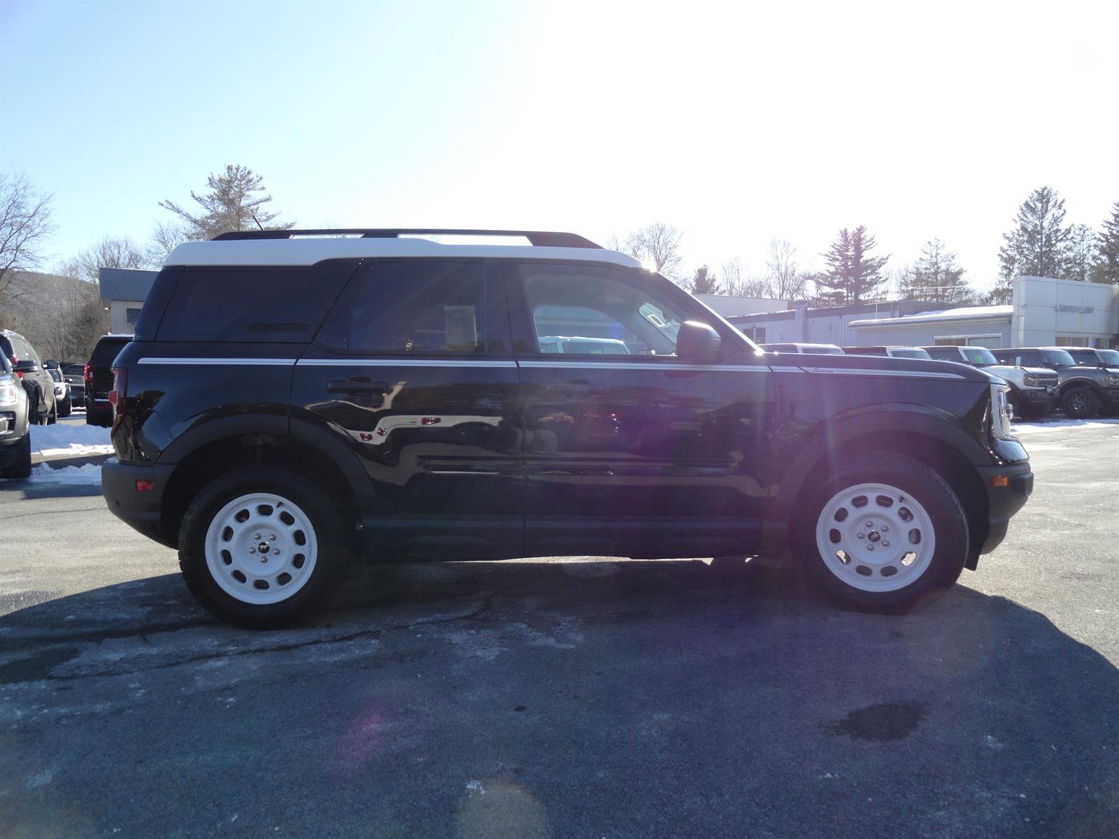 Certified 2024 Ford Bronco Sport Heritage w/ Heritage Convenience Package image 6