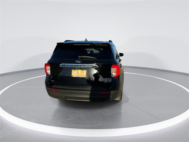 Certified 2021 Ford Explorer XLT image 4