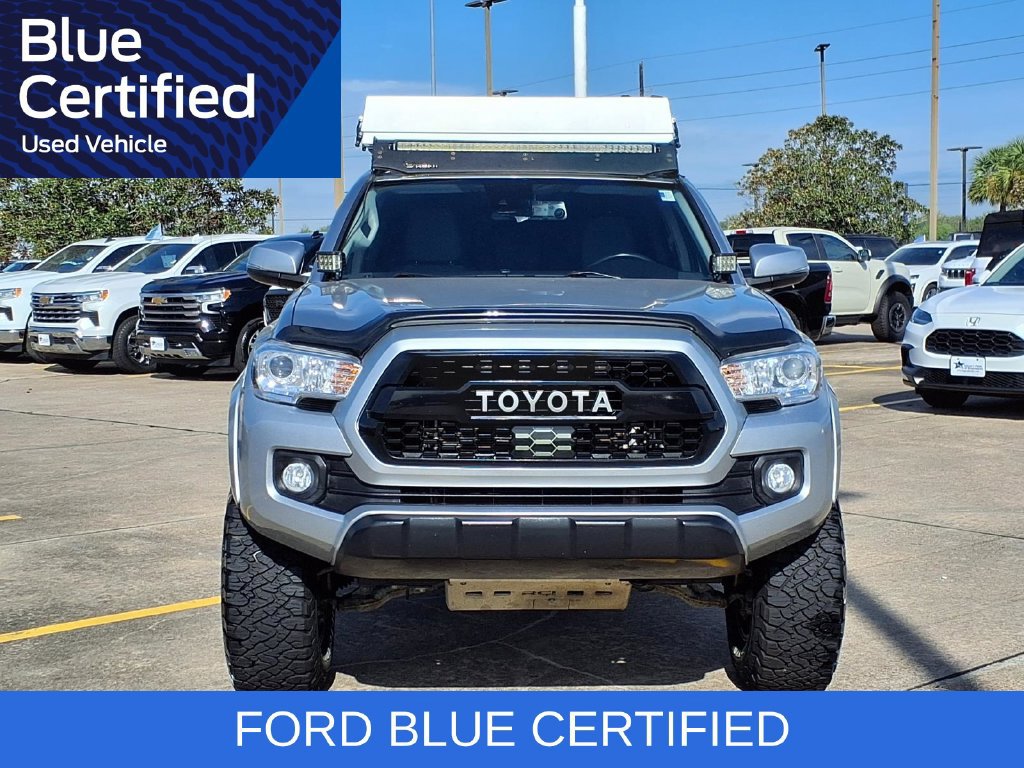 Used 2022 Toyota Tacoma SR5 w/ Technology Package AWD/4WD image 6