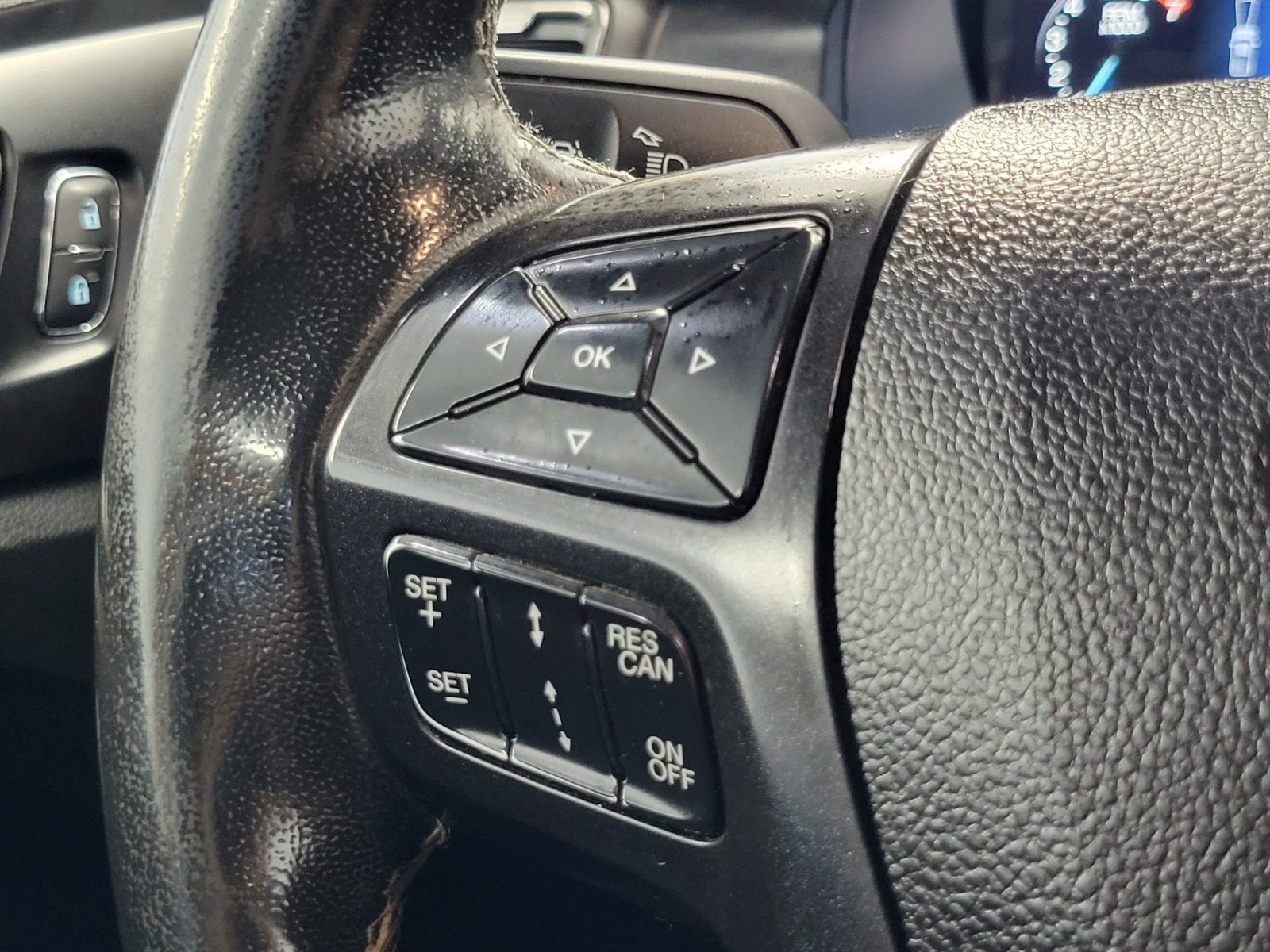 Certified 2021 Ford Ranger Lariat w/ Tremor Off-Road Package AWD/4WD image 15