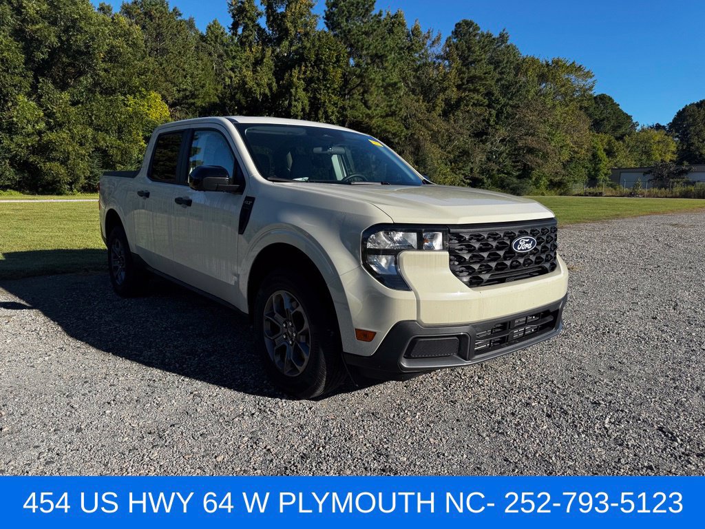 Certified 2025 Ford Maverick XLT w/ XLT Luxury Package AWD/4WD image 4