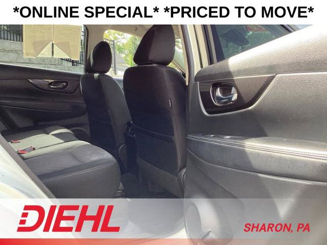 Used 2019 Nissan Rogue SV w/ Premium Package FWD image 19