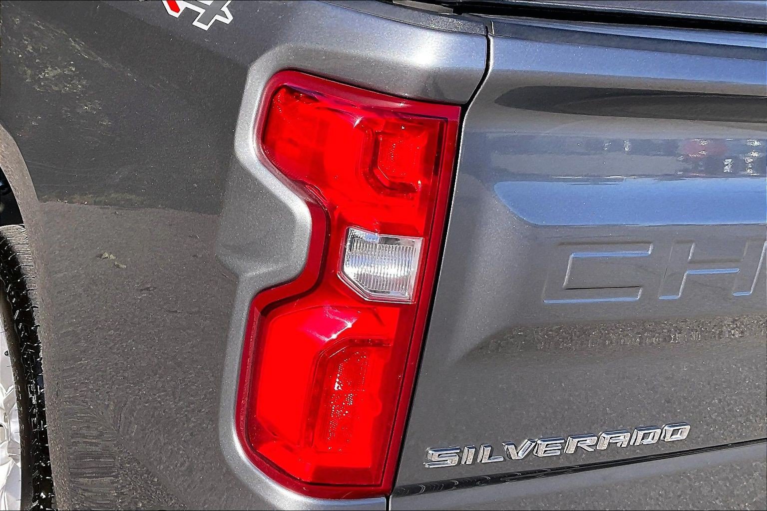Used 2021 Chevrolet Silverado 1500 Custom AWD/4WD image 29
