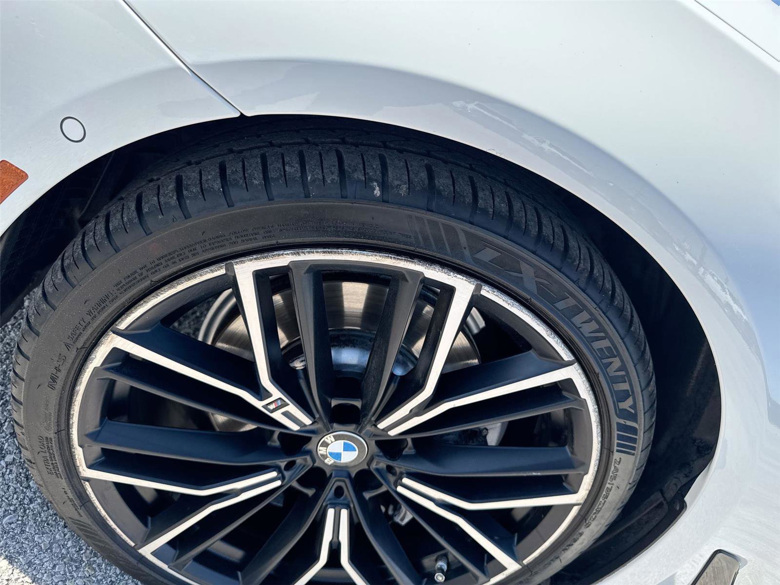 Used 2021 BMW 530i w/ M Sport Package image 34