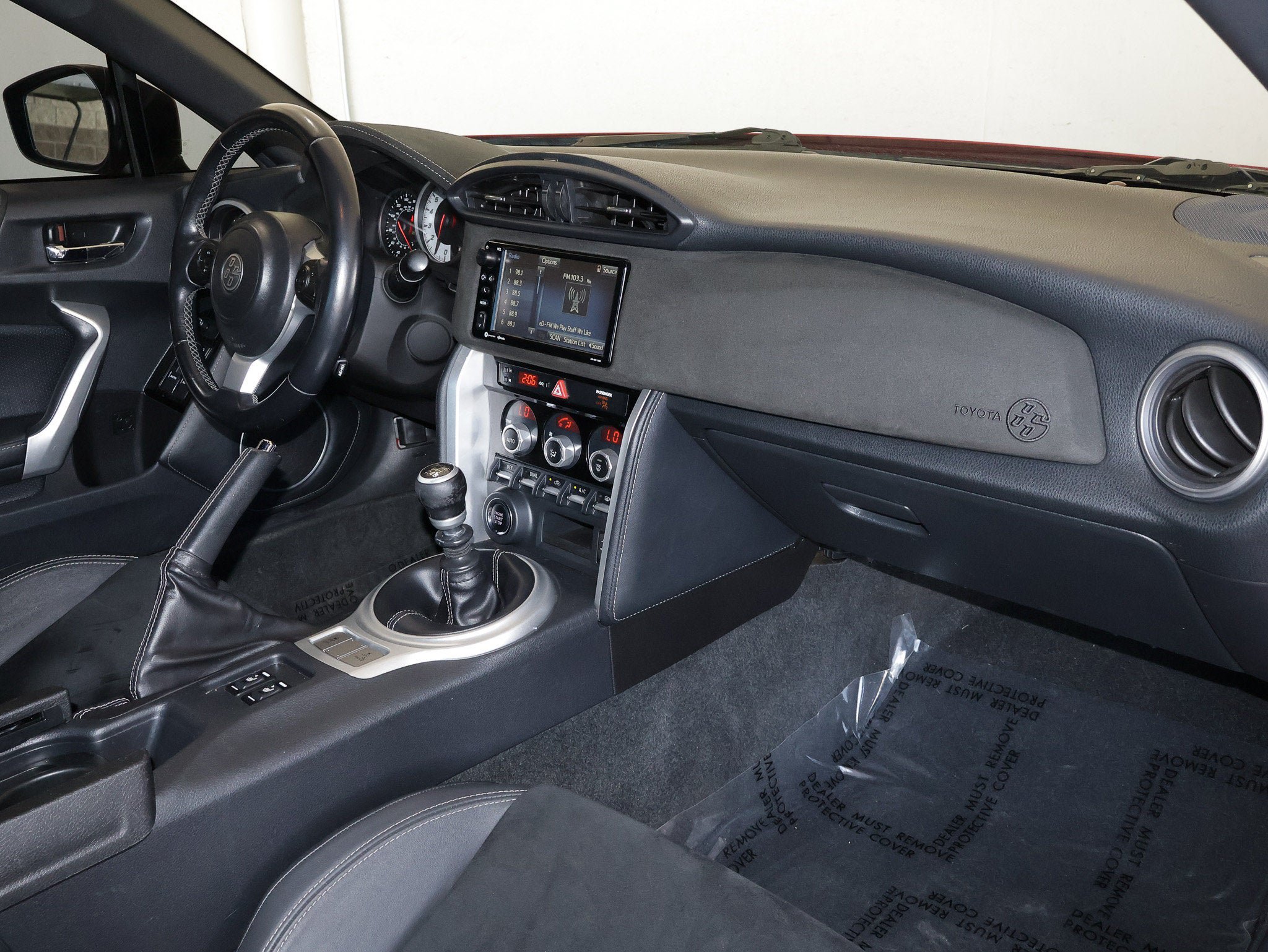 Used 2018 Toyota 86 RWD image 36