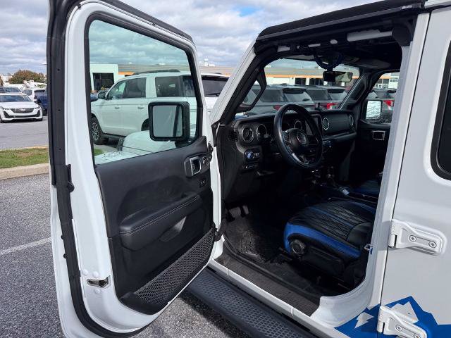 Used 2021 Jeep Wrangler Unlimited Sahara w/ Dual Top Group AWD/4WD image 10