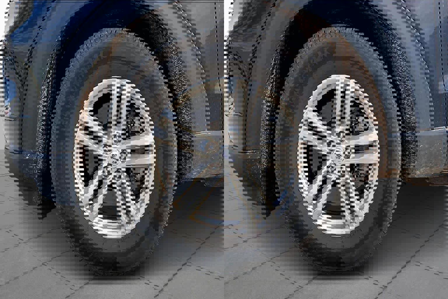 Certified 2020 Ford Explorer XLT w/ Comfort Package image 12