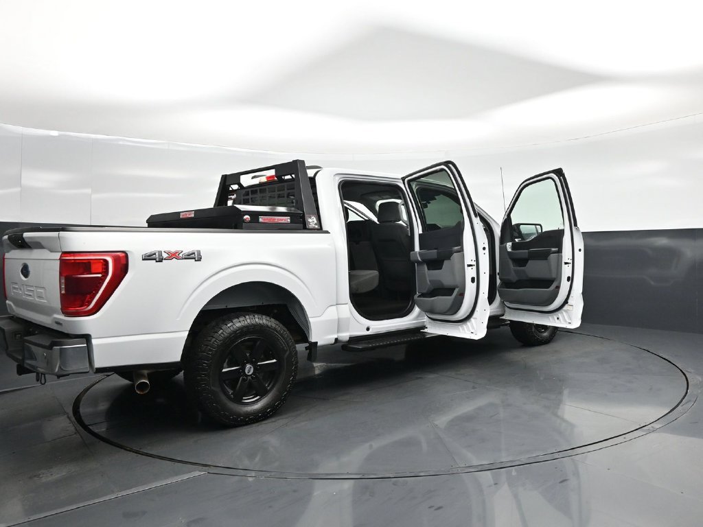Certified 2022 Ford F150 XLT w/ Trailer Tow Package AWD/4WD image 5