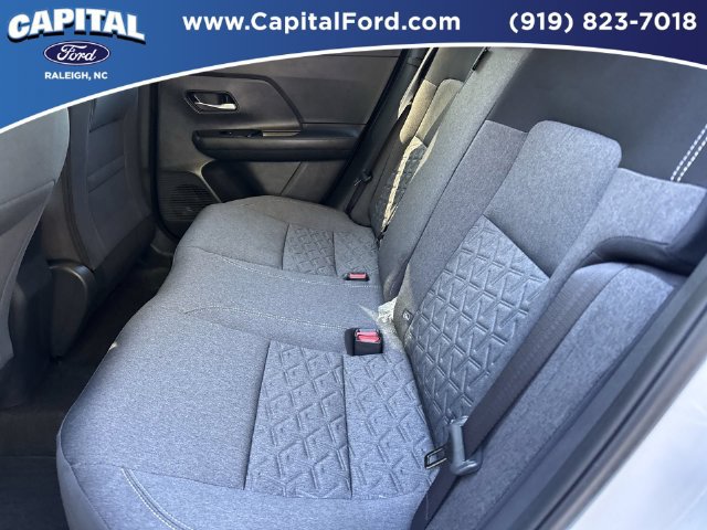Used 2025 Nissan Kicks SV FWD image 18