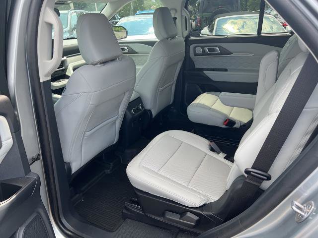 Certified 2025 Ford Explorer Platinum w/ Ultimate Package image 20