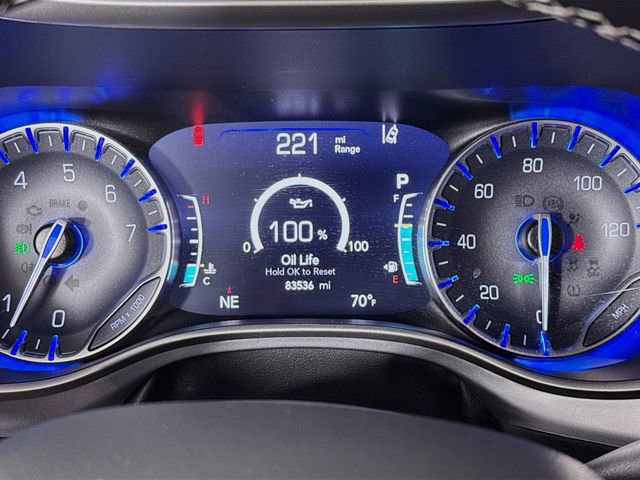 Used 2021 Chrysler Pacifica Touring w/ S Appearance Package image 14