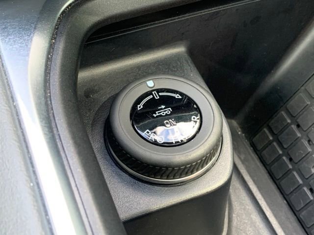 Certified 2025 Ford Expedition Active AWD/4WD image 28