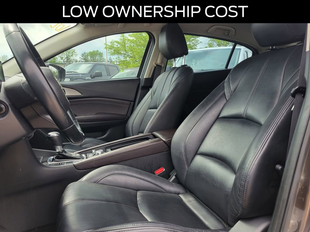 Used 2018 MAZDA MAZDA3 Touring FWD image 15