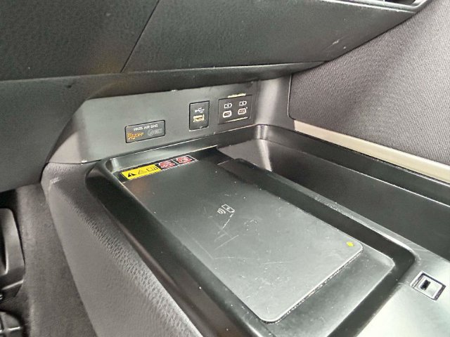 Used 2025 Toyota Camry LE FWD image 29