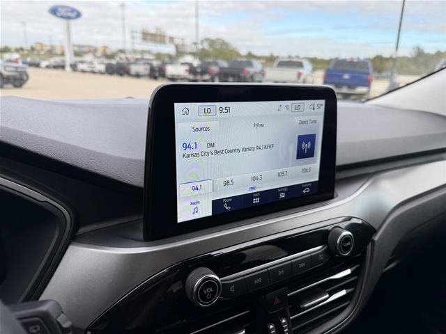 Certified 2025 Ford Escape Active AWD/4WD image 17