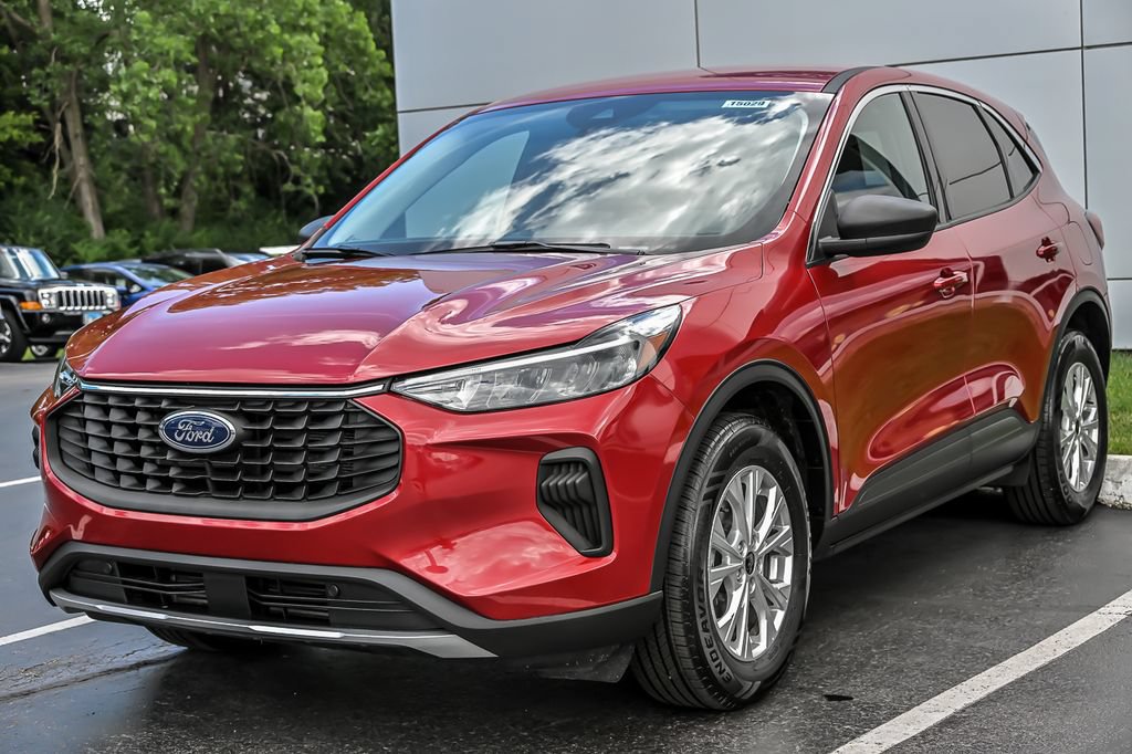Certified 2023 Ford Escape Active AWD/4WD image 5