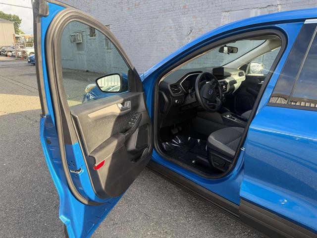 Certified 2020 Ford Escape SE AWD/4WD image 12