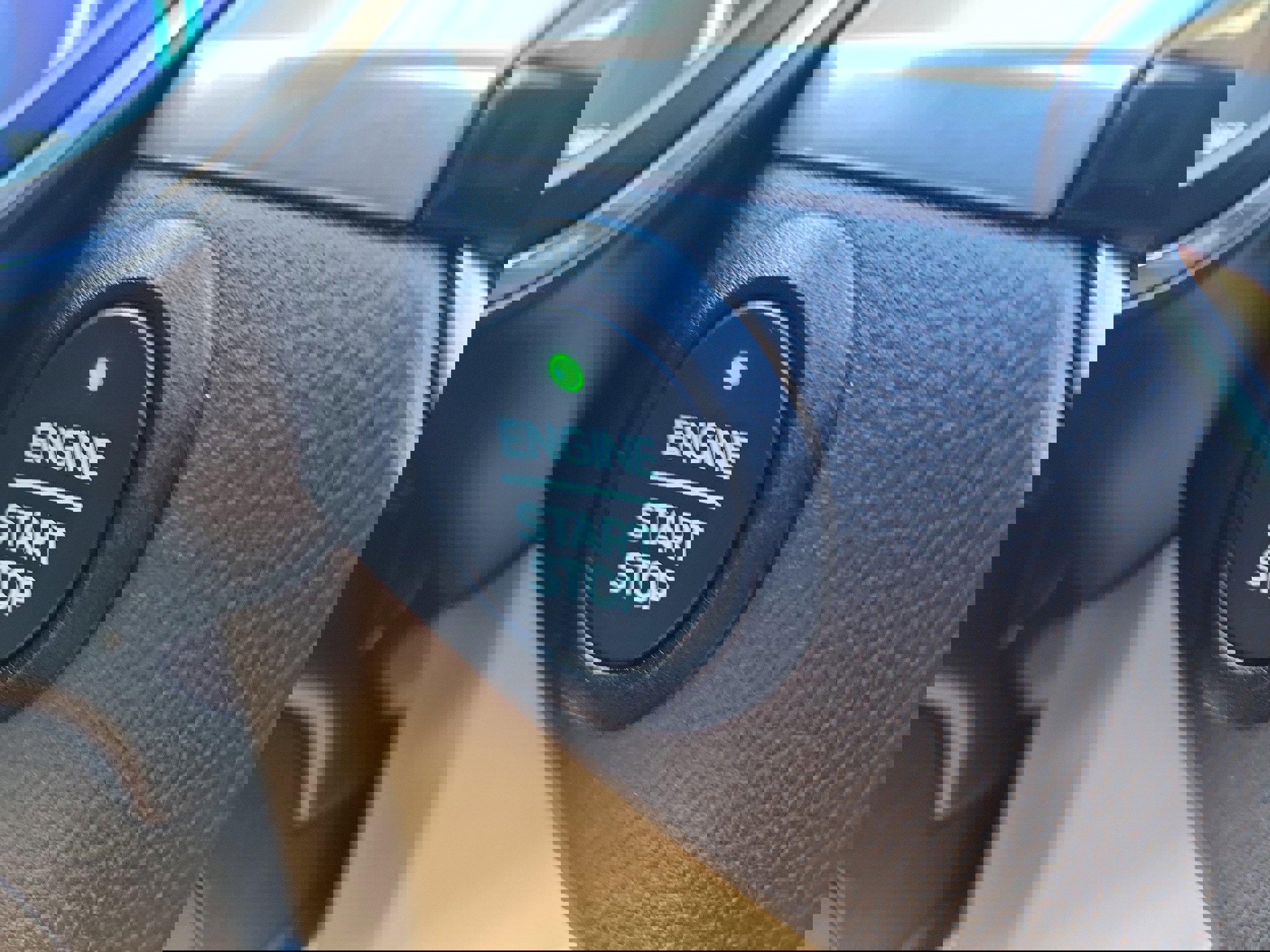 Certified 2022 Ford Escape Titanium image 23