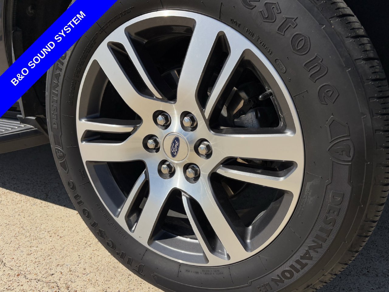 Certified 2024 Ford Expedition Limited RWD image 12