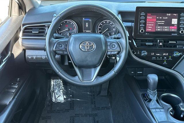Used 2023 Toyota Camry SE w/ Protection Package (Q2) (TMS) image 16