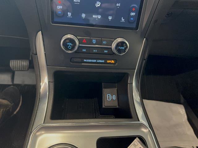 Certified 2023 Ford Edge Titanium w/ Equipment Group 301A image 13