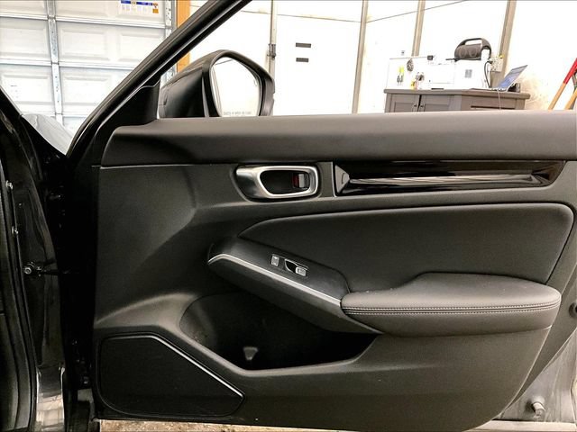 Used 2025 Honda Civic Sport Touring image 23