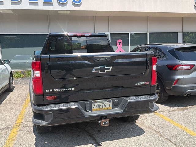 Used 2024 Chevrolet Silverado 1500 ZR2 w/ Technology Package AWD/4WD image 6