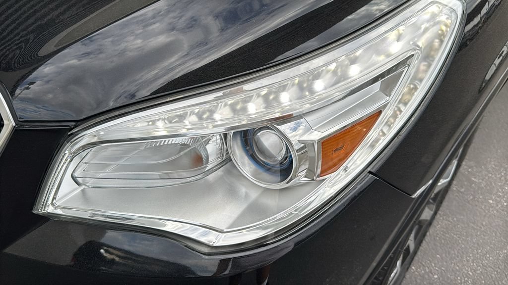 Used 2017 Buick Enclave Premium w/ Experience Buick Package AWD/4WD image 6