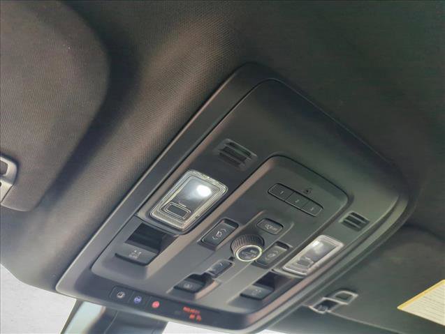 Used 2022 GMC Yukon Denali image 12