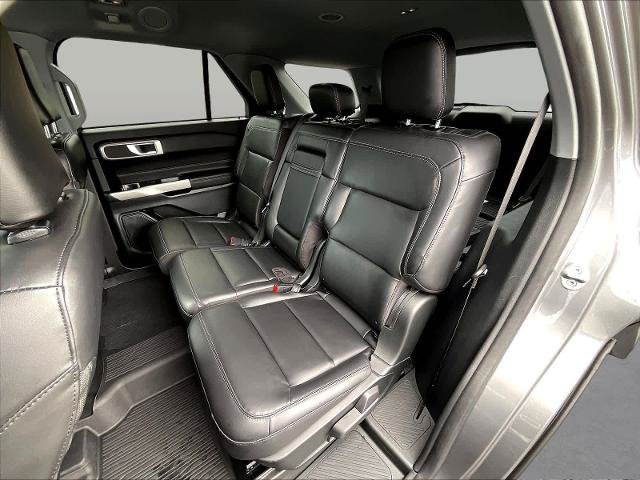 Certified 2023 Ford Explorer XLT w/ Equipment Group 202A AWD/4WD image 24