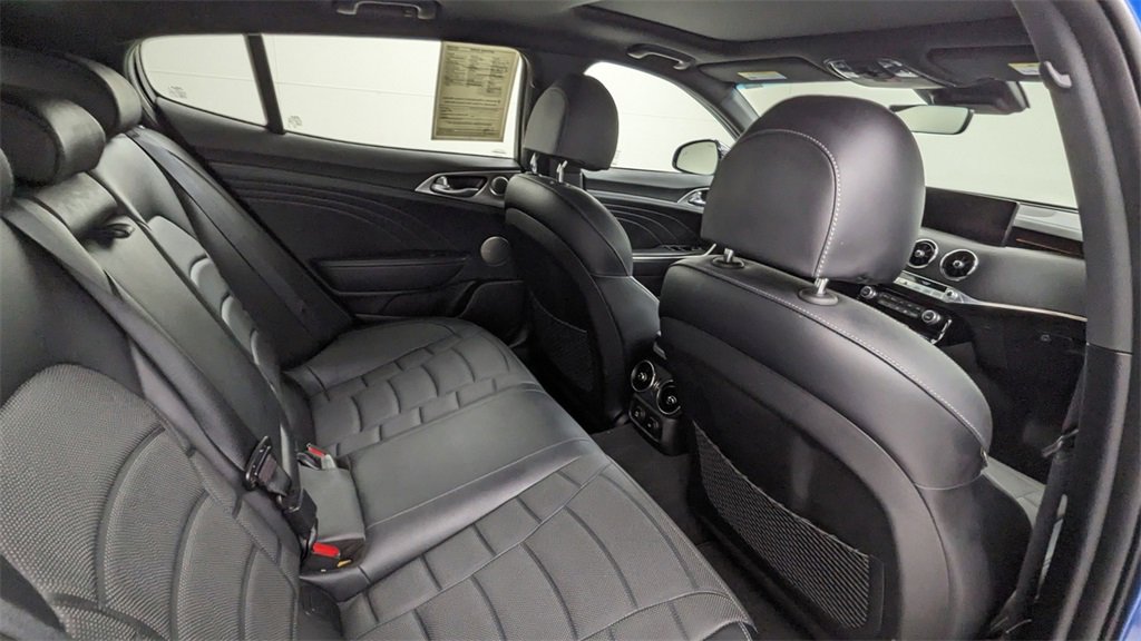 Used 2023 Kia Stinger GT2 image 38