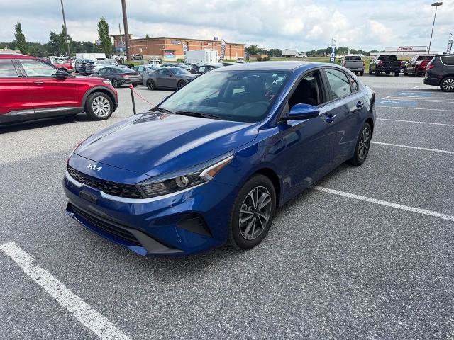 Used 2023 Kia Forte LXS FWD image 4