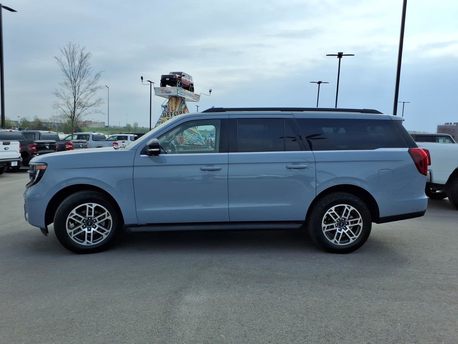 Certified 2025 Ford Expedition Max Active image 2