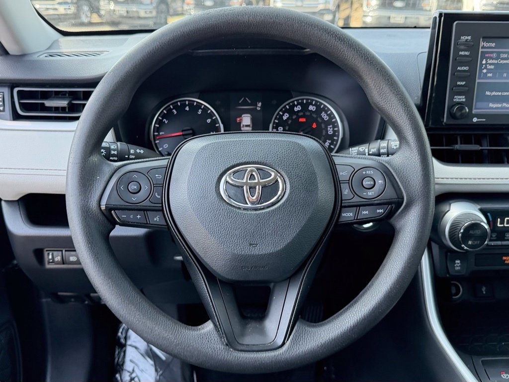 Used 2020 Toyota RAV4 XLE w/ Carpet Mat Package FWD image 19
