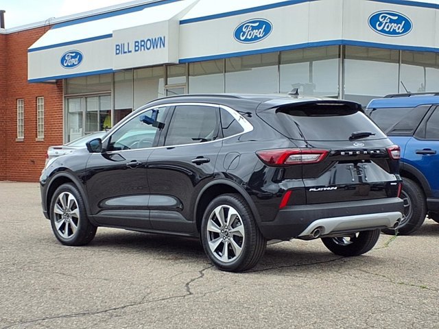 Certified 2024 Ford Escape Platinum AWD/4WD image 2