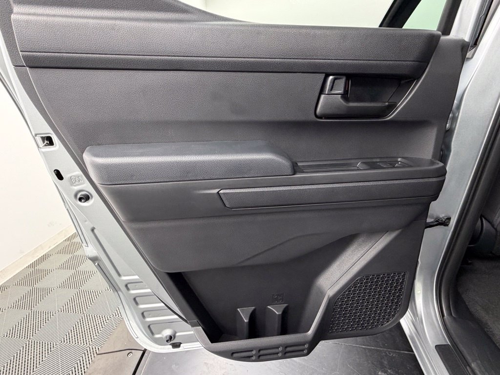 Used 2026 Toyota Tacoma SR5 AWD/4WD image 35