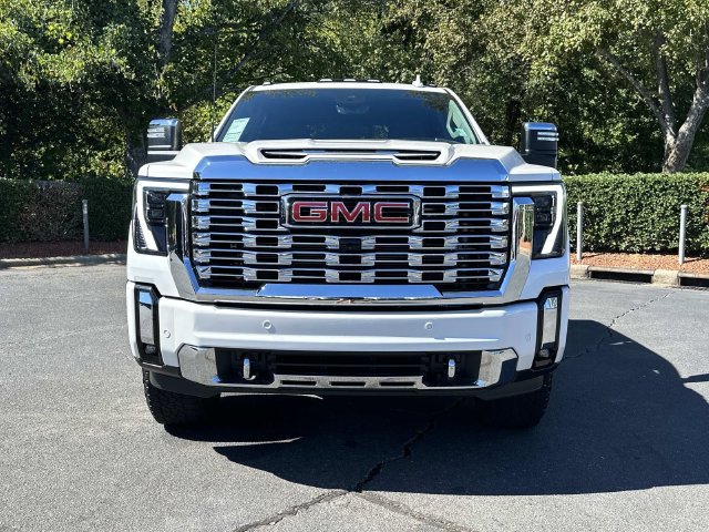 Used 2024 GMC Sierra 2500 Denali w/ Denali Reserve Package AWD/4WD image 11