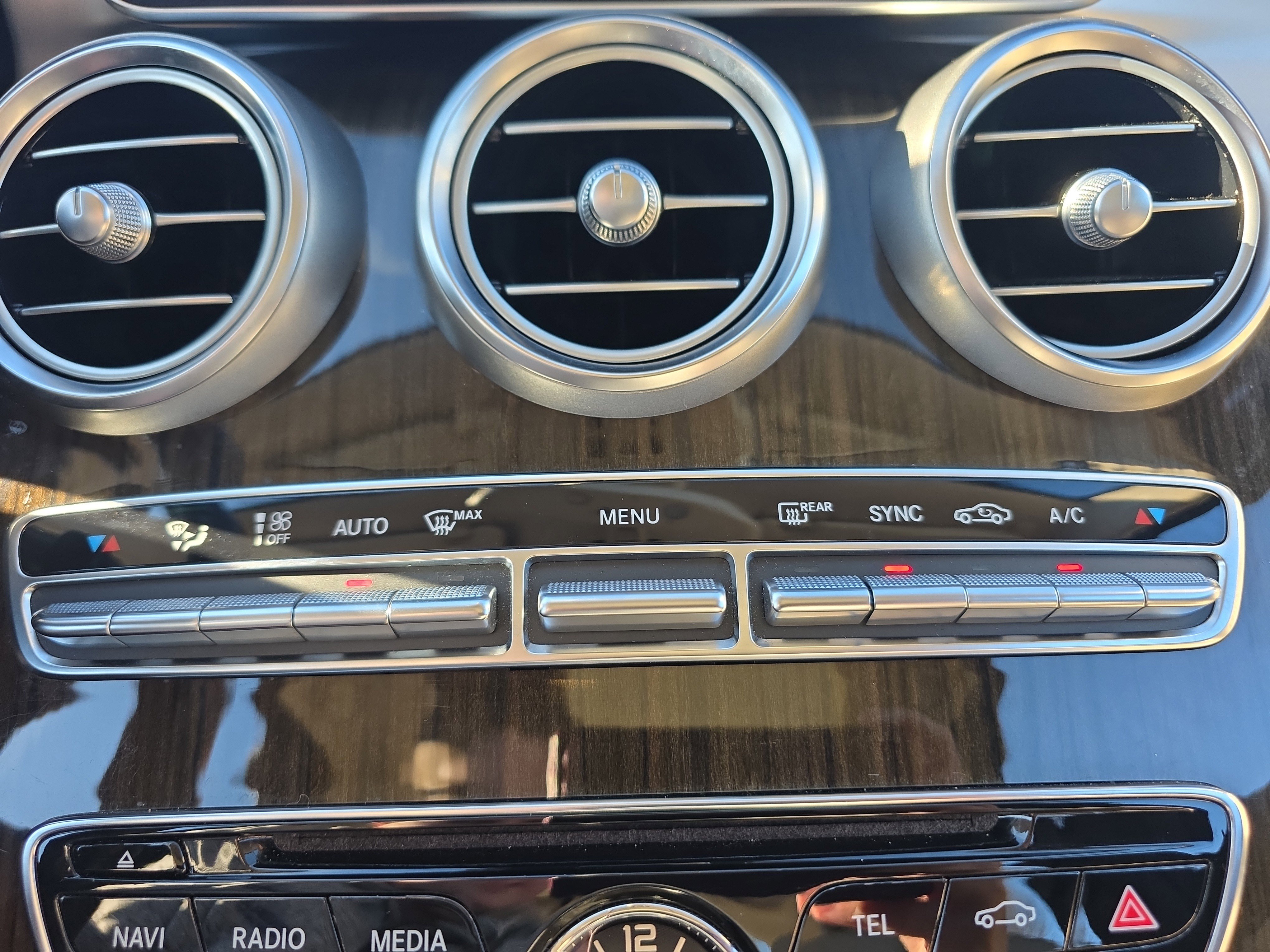 Used 2018 Mercedes-Benz C 300 4MATIC Sedan w/ Multimedia Package image 39