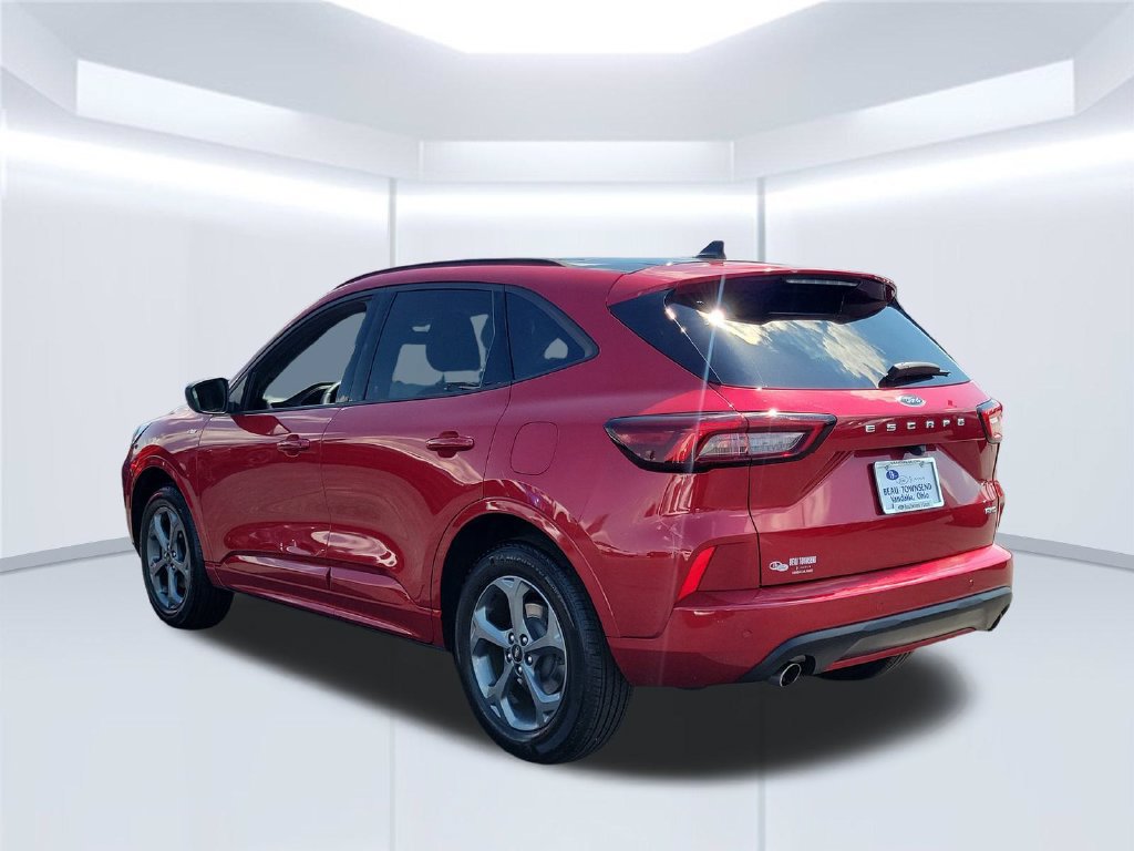 Certified 2023 Ford Escape ST-Line w/ Tech Pack #1 AWD/4WD image 8