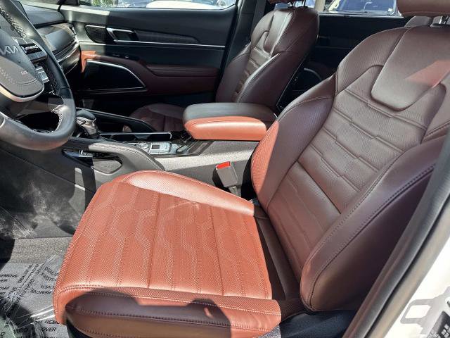 Used 2025 Kia Telluride SX Prestige AWD/4WD image 18