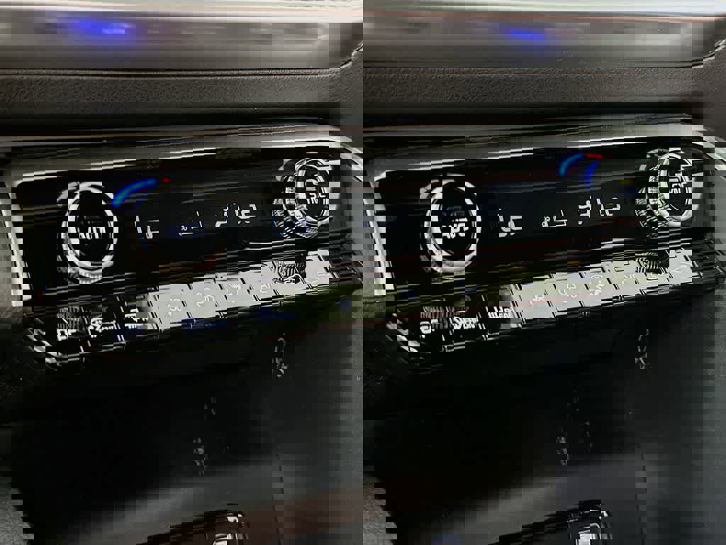 Used 2023 Kia K5 GT-Line w/ GT-Line Premium Package image 17