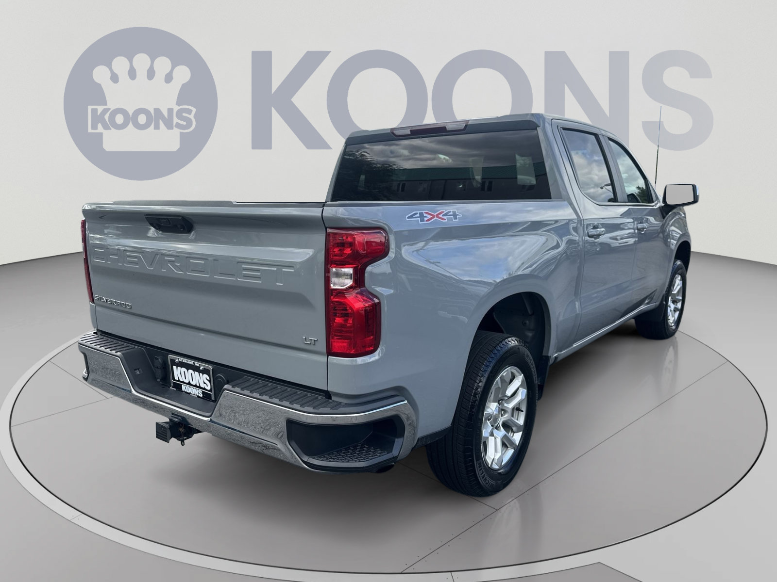 Used 2024 Chevrolet Silverado 1500 LT AWD/4WD image 11