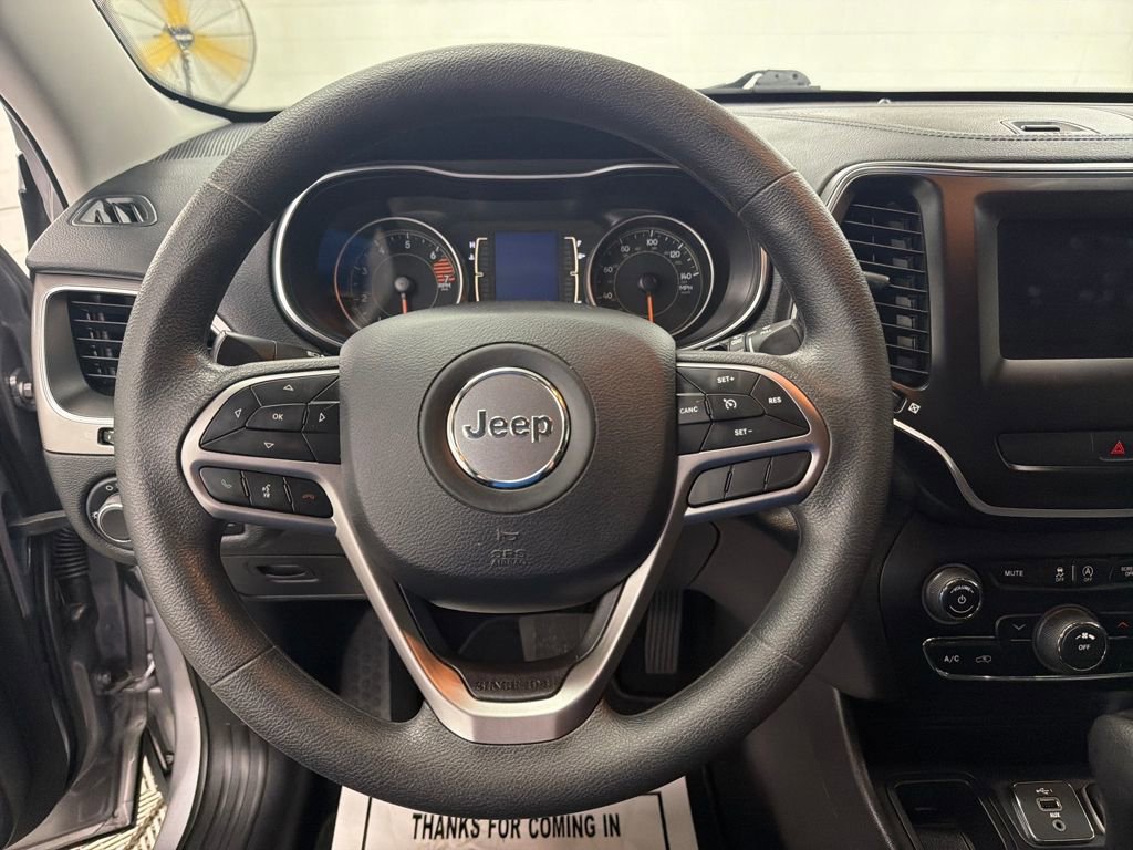 Used 2020 Jeep Cherokee Latitude image 18