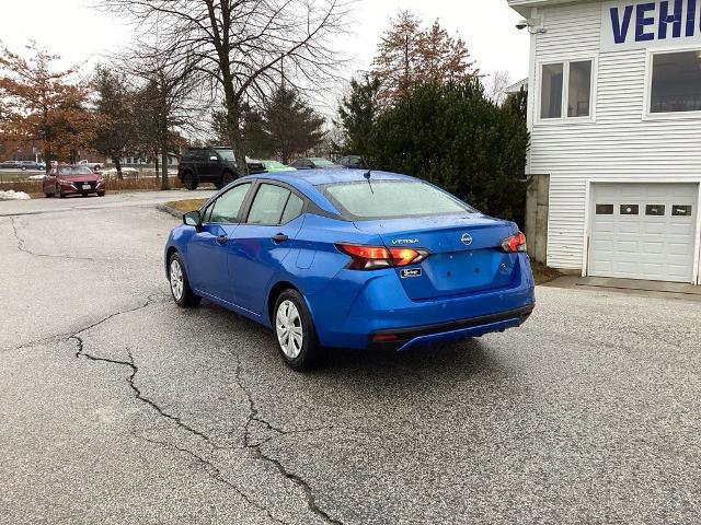 Used 2023 Nissan Versa S image 3