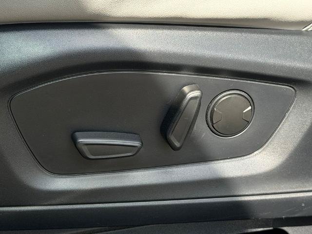 Certified 2026 Ford Explorer Active w/ Active Comfort Package RWD image 19