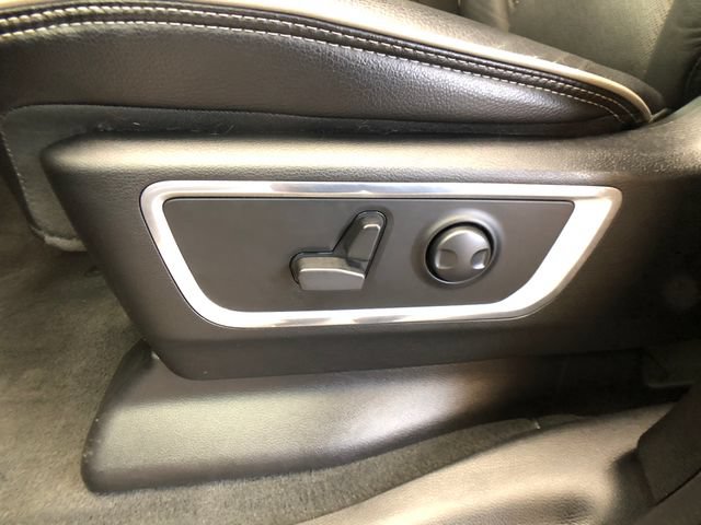 Used 2023 RAM 1500 Laramie AWD/4WD image 11
