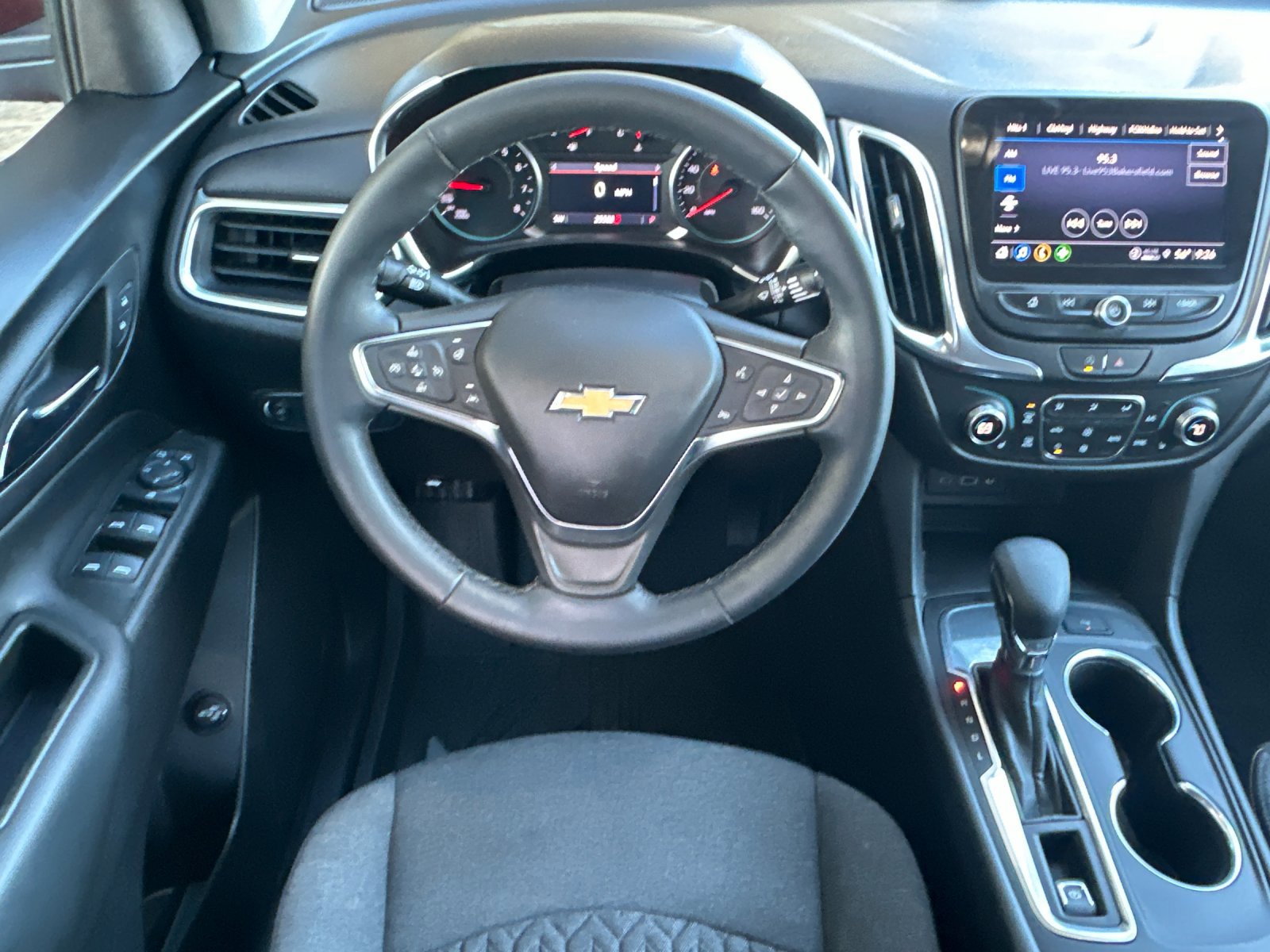 Used 2024 Chevrolet Equinox LT image 14