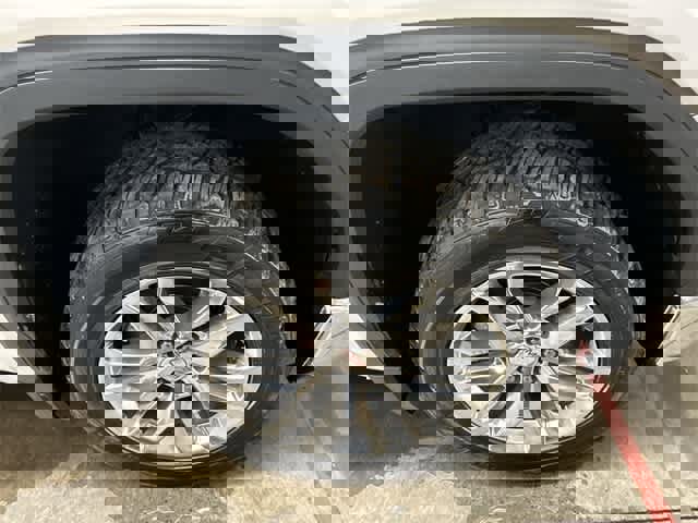 Used 2019 GMC Sierra 1500 SLT w/ SLT Convenience Package image 5